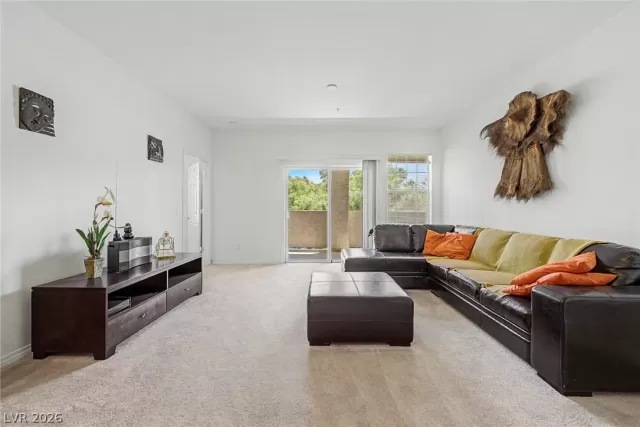 MLS: 2782317 Condo For Sale