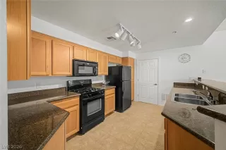 Photo #2: 2782317 Listing 