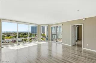 Photo #1: 2782347 Listing