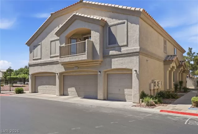 MLS: 2782356 Condo For Sale