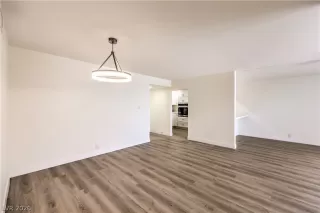 Photo #3: 2782384 Listing 