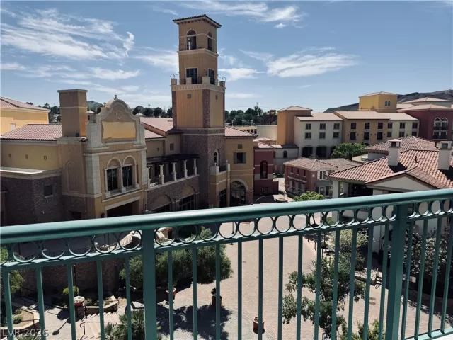 MLS: 2782391 Condo For Sale