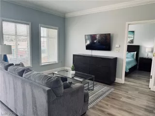 Photo #5: 2782391 Listing 