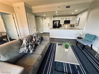 Photo #3: 2782393 Listing 