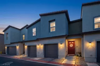 Photo #2: 2782441 Listing