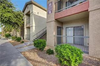Photo #5: 2782456 Listing