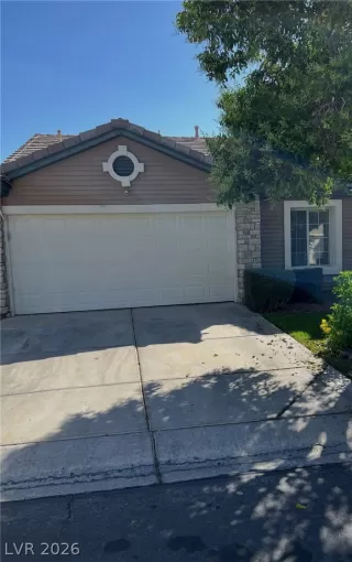 Photo #1: 2782461 Listing