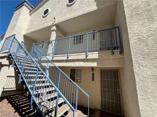 Photo #1: 2782530 Listing