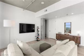 Photo #5: 2782543 Listing 