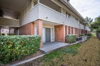 Photo #3: 2782551 Listing