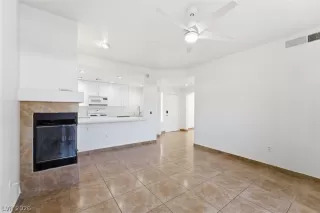 Photo #6: 2782688 Listing