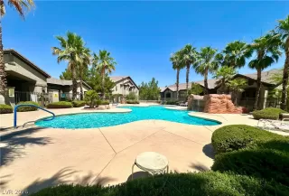 Photo #1: 2782706 Listing