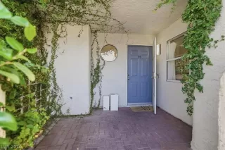 Photo #4: 2782744 Listing