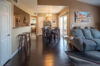 Photo #1: 2782797 Listing 
