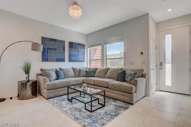 MLS: 2782821 Condo For Sale