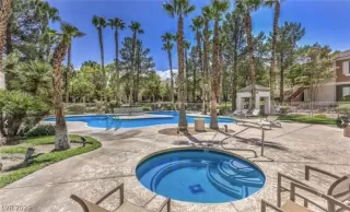 Photo #4: 2782859 Listing
