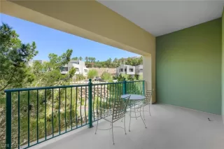 Photo #4: 2782917 Listing
