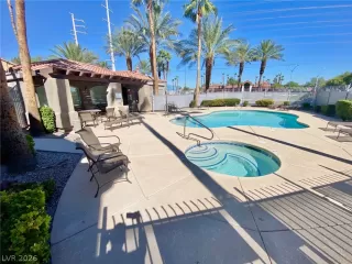 Photo #1: 2782929 Listing 