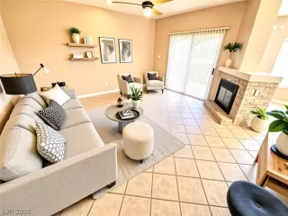 Photo #2: 2782929 Listing 