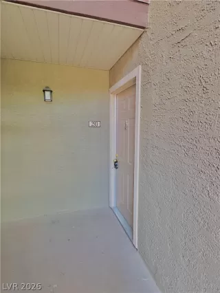 Photo #1: 2782963 Listing 