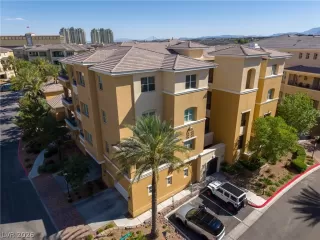 Photo #2: 2782965 Listing