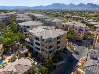 Photo #3: 2782965 Listing