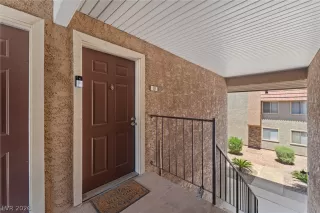 Photo #6: 2782997 Listing