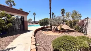 Photo #3: 2783052 Listing 