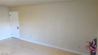Photo #4: 2783069 Listing