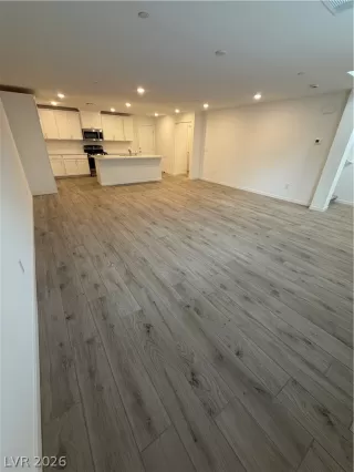 Photo #3: 2783118 Listing 