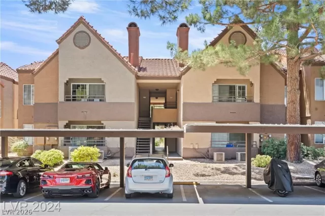 MLS: 2783152 Condo For Sale