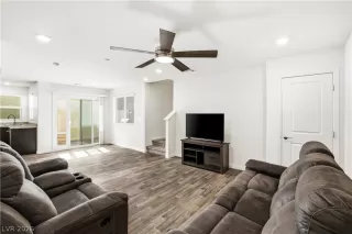 Photo #4: 2783154 Listing