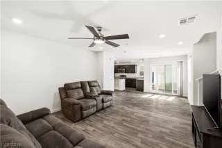 Photo #5: 2783154 Listing