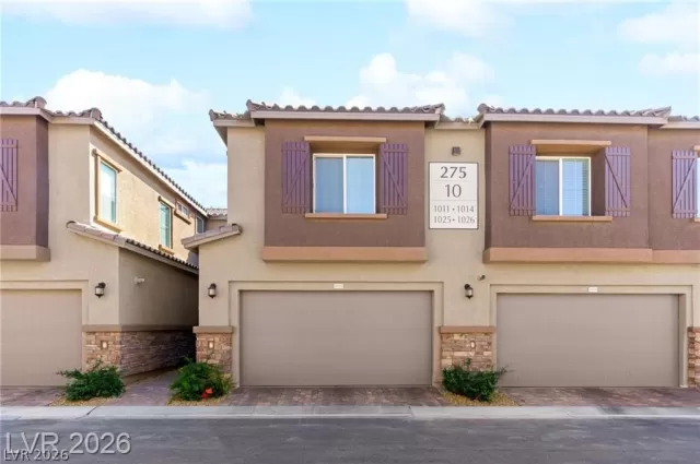 MLS: 2783161 Condo For Sale
