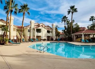 Photo #1: 2783163 Listing 