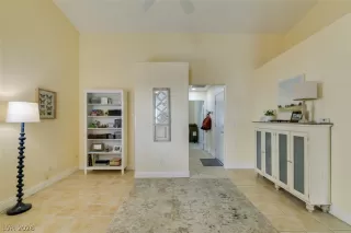Photo #4: 2783169 Listing
