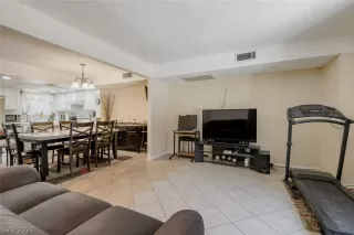 Photo #4: 2783177 Listing 