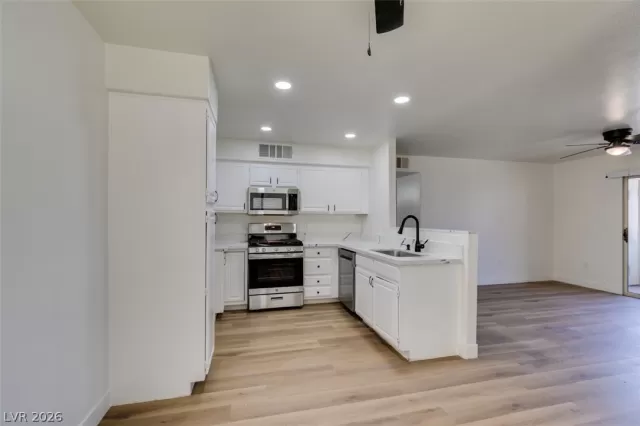 MLS: 2783200 Condo For Sale
