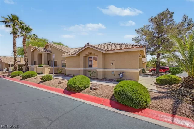 MLS: 2783205 Condo For Sale
