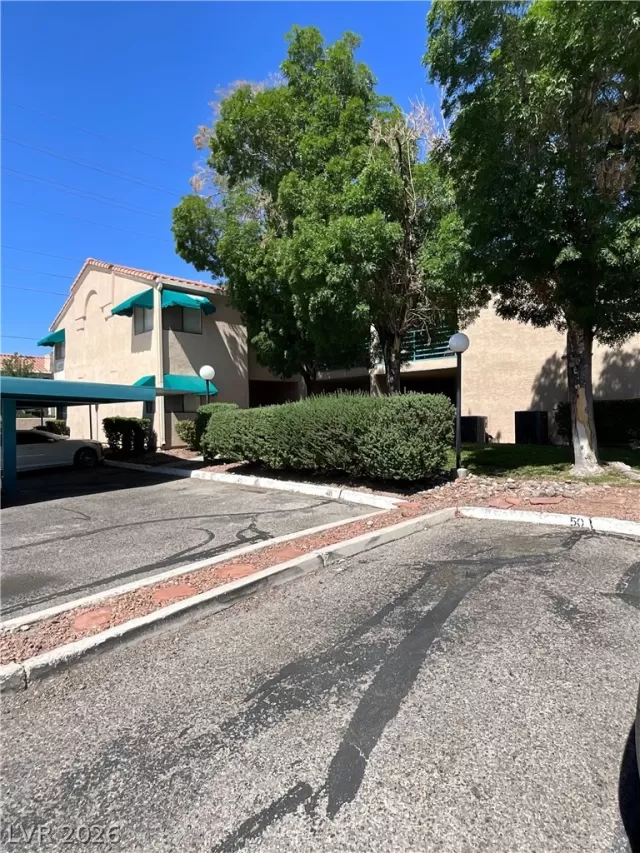 MLS: 2783241 Condo For Sale