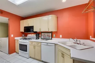 Photo #4: 2783254 Listing