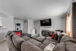 Photo #5: 2783263 Listing