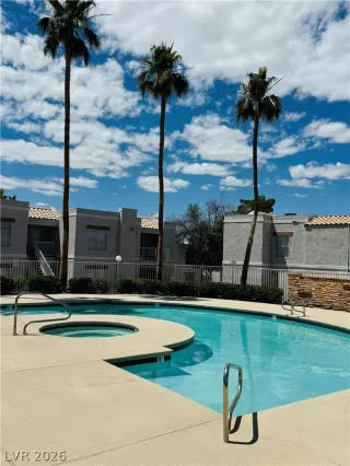 Photo #1: 2783266 Listing 