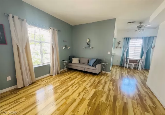 MLS: 2783326 Condo For Sale
