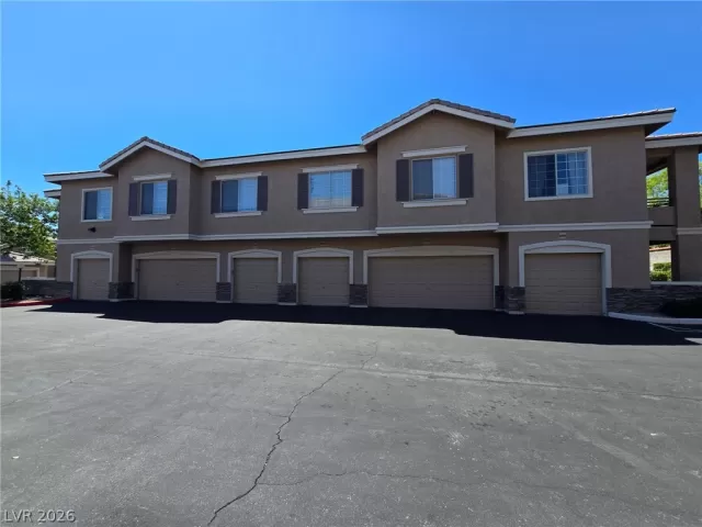 MLS: 2783394 Condo For Sale