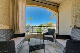 Photo #4: 2783438 Listing