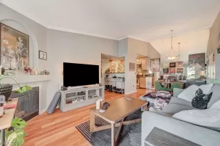 Photo #5: 2783438 Listing