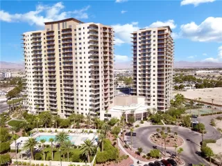 Photo #2: 2783455 Listing