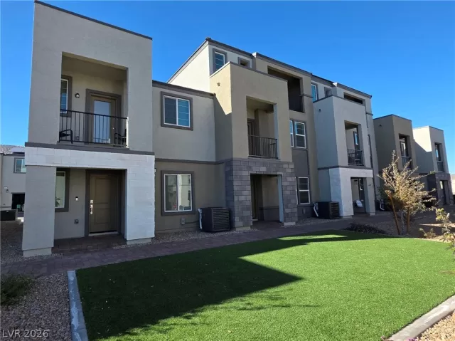 MLS: 2783507 Condo For Sale