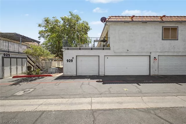 MLS: 2783517 Condo For Sale